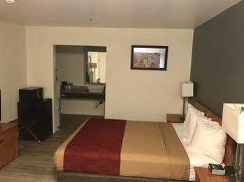 Econo Lodge University Arena Charlottesville Extérieur photo